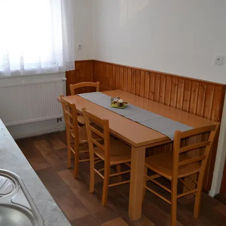 Appartement Apartman Pod Rickami